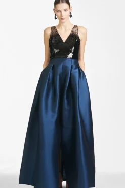 Erica Gown-Sachin & Babi Online